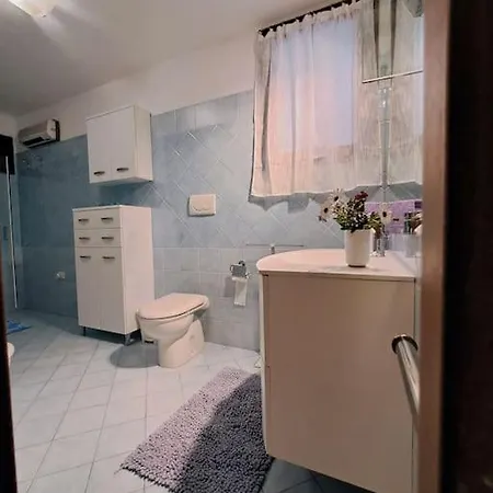 Nido D'amore Ad أرتْساكينا